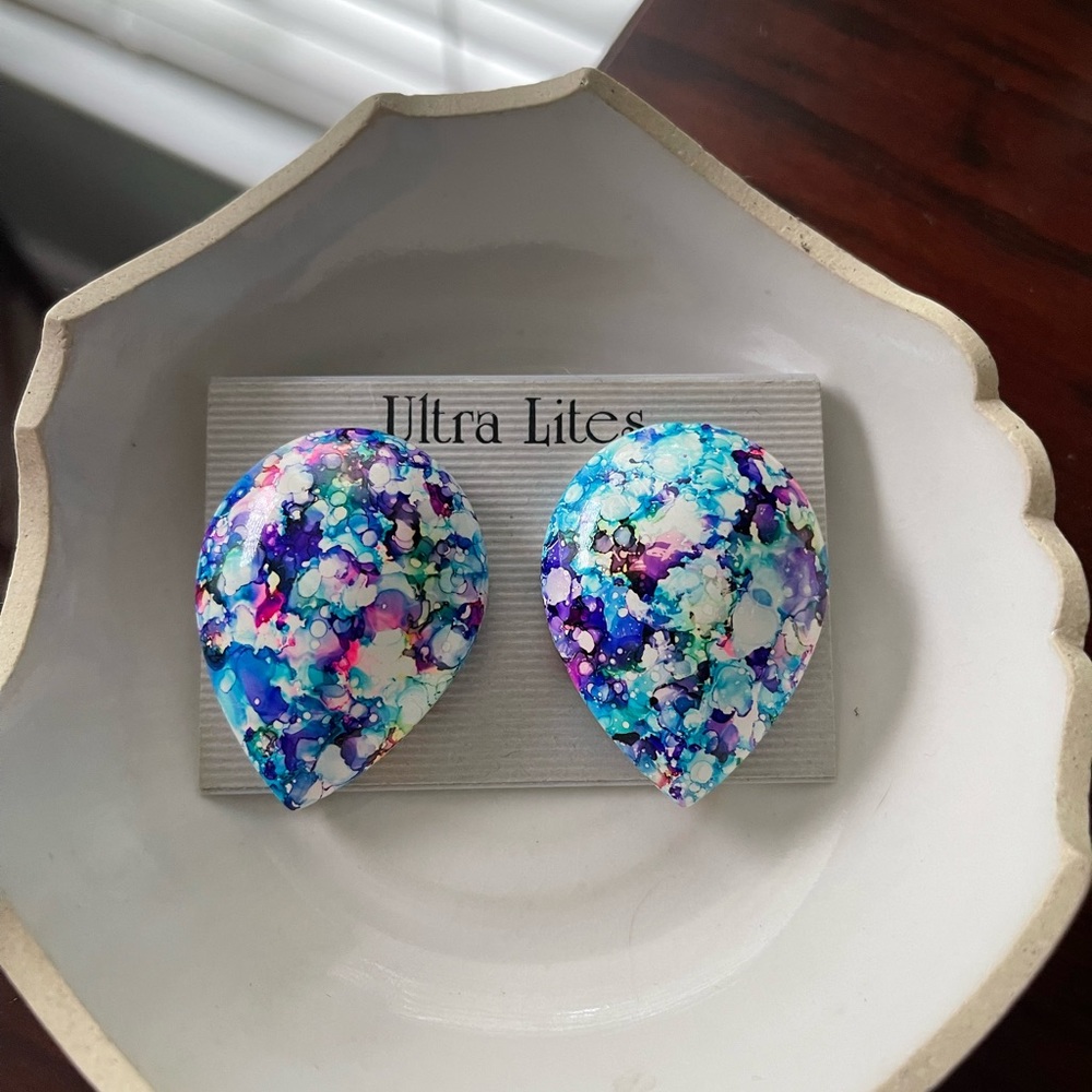 Multi color earrings